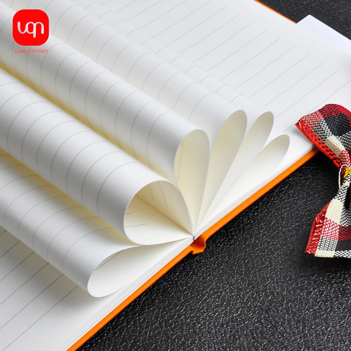 Notebook A5 192 pages Minimalist Horizontal Line