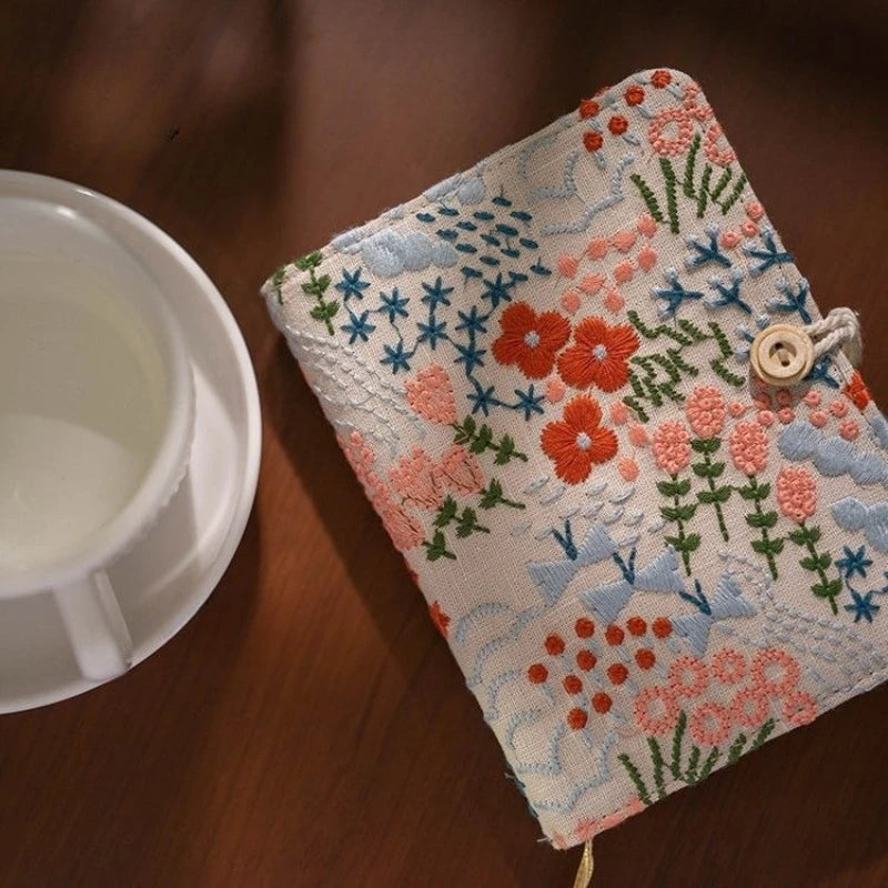 Notebook A5/A6 Loose Leaf Cotton and Linen Embroidered Cover 90 Sheets/180 Pages